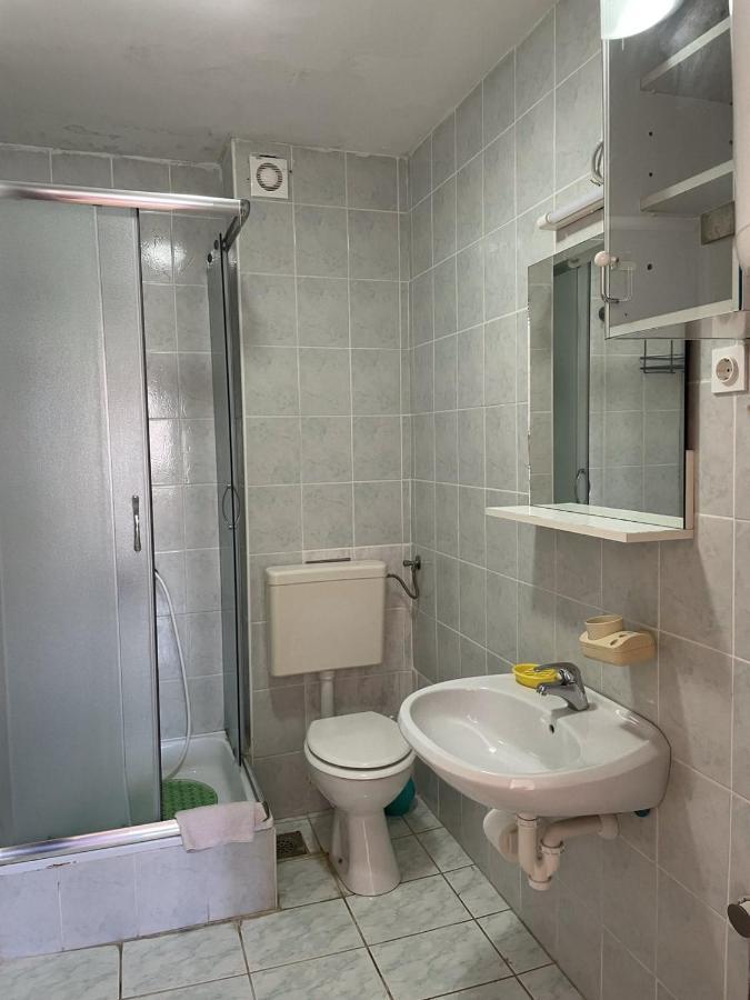 Apartma Papic *